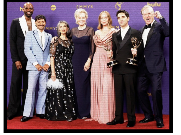 ‘Hacks’ Beating ‘The Bear’ Was Exactly What the Emmys Needed