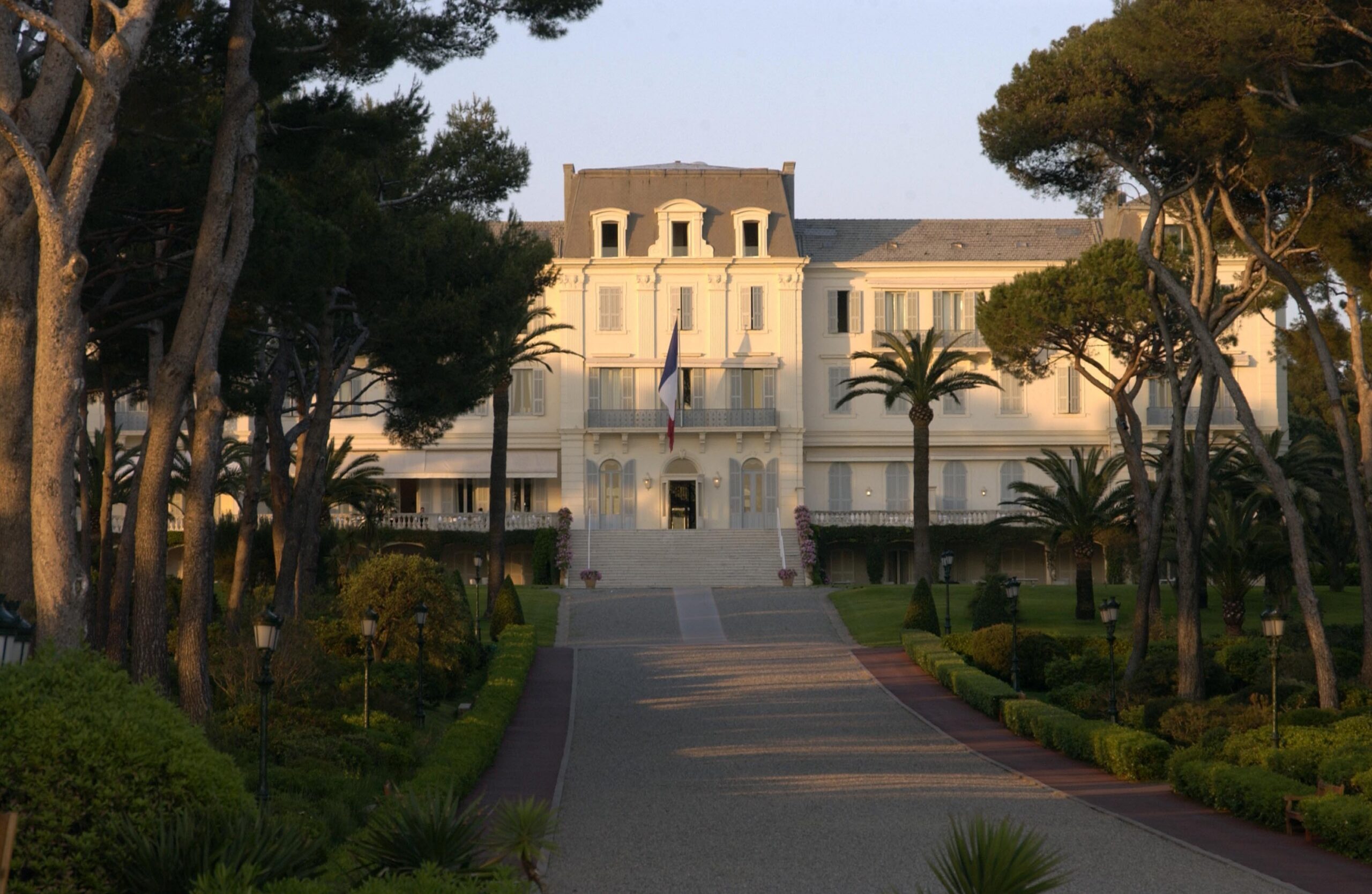 🇫🇷 Ankler at Cannes Lions: Neal Mohan, Paul Wachter, Top Creators & Parties