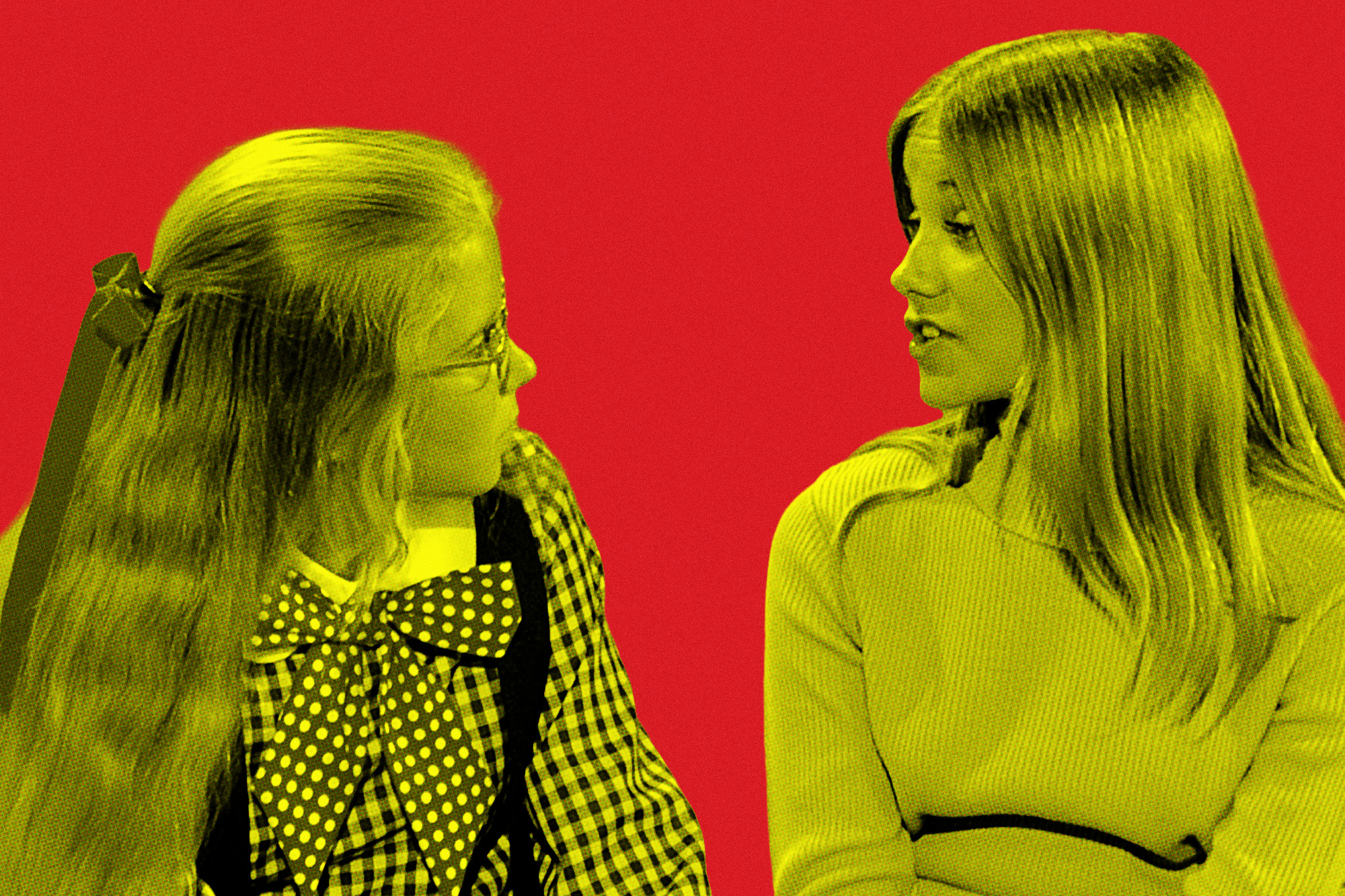 Eve Plumb (Jan) and Maureen McCormick (Marcia) in 'The Brady Brunch'