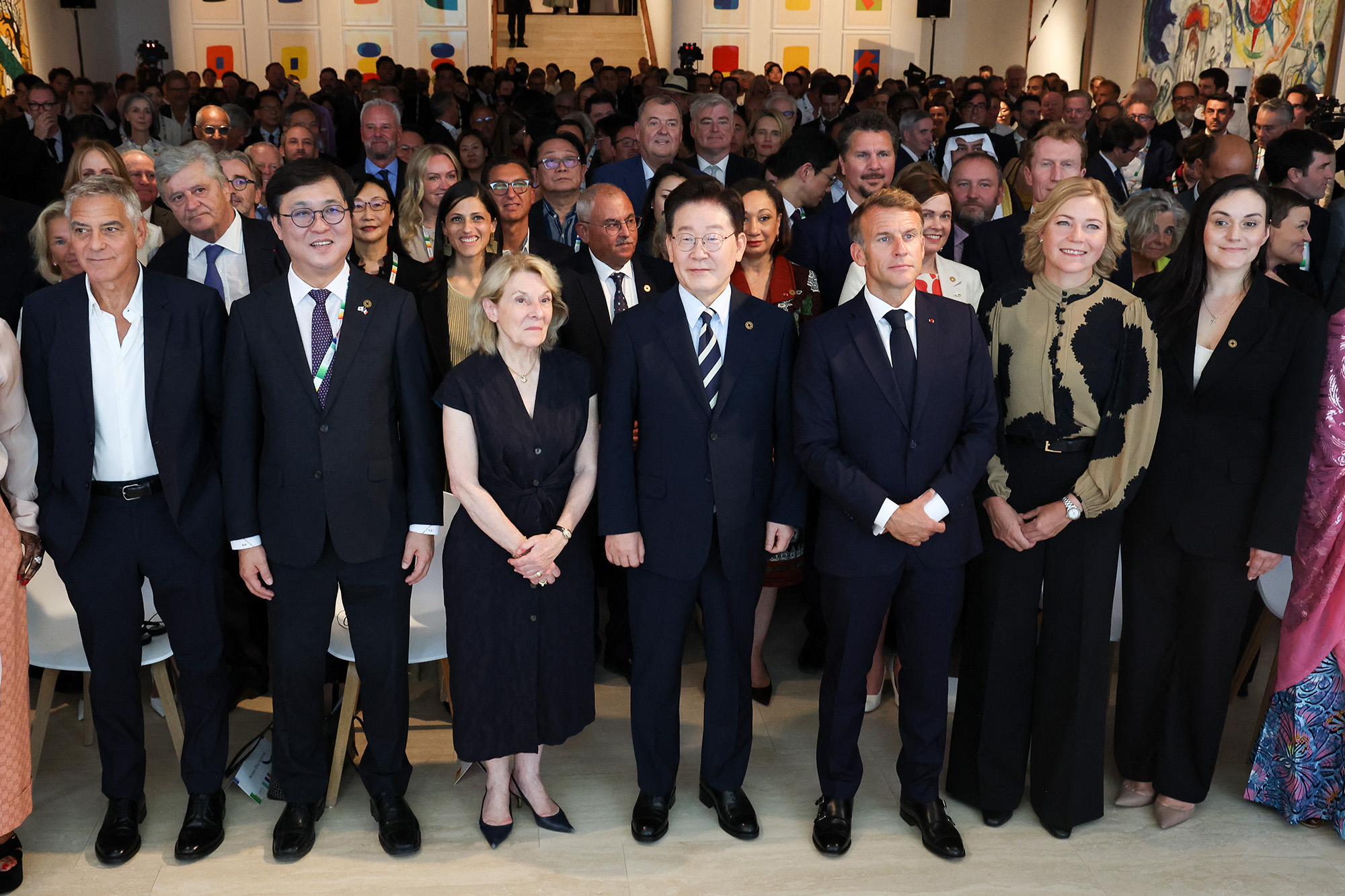 US actor George Clooney, South Korea's Culture, Sports and Tourism Minister Chae Hwi-young, France's Culture Minister Catherine Pegard, South Korea's President Lee Jae Myung and France's President Emmanuel Macron attend the opening plenary session of the "Lumière Summit" meeting